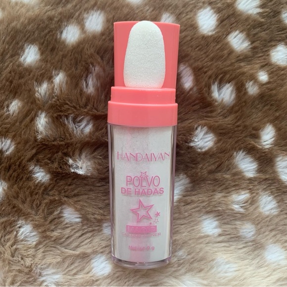 Face & Body Highlighter - Picture 3 of 4